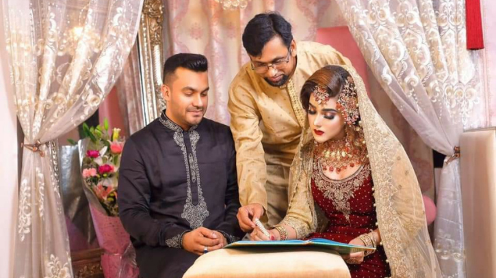 দ্বিতীয় বিয়ে করলেন মাহিয়া মাহি দ্বিতীয় বিয়ে করলেন মাহিয়া মাহি