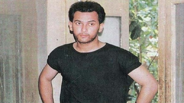 প্রিয় নায়কের ৫০তম জন্মদিন আজ প্রিয় নায়কের ৫০তম জন্মদিন আজ