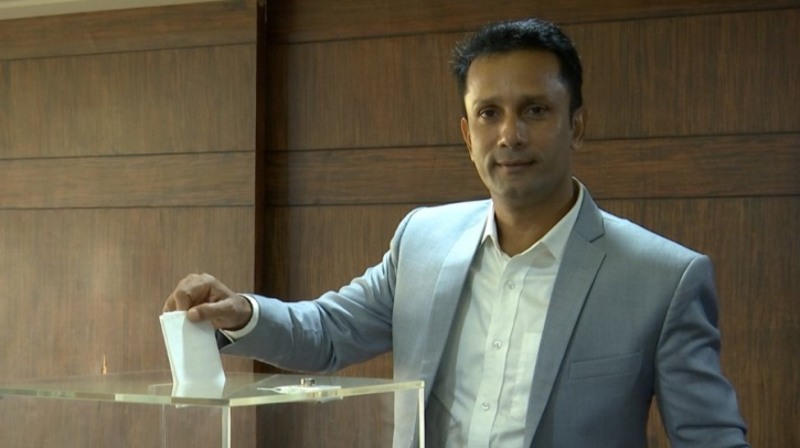 বিসিবি নির্বাচনে হেরে গেলেন পাইলট বিসিবি নির্বাচনে হেরে গেলেন পাইলট