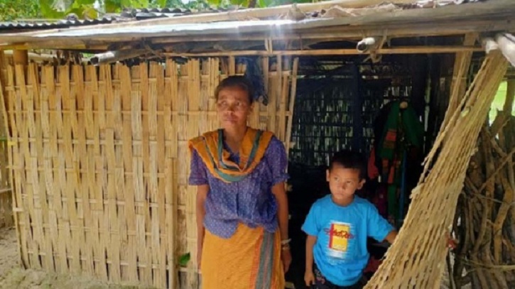 খাগড়াছড়িতে ১২হাজার টাকায় সন্তানকে বিক্রির জন্য বাজারে তুললেন মা খাগড়াছড়িতে ১২হাজার টাকায় সন্তানকে বিক্রির জন্য বাজারে তুললেন মা