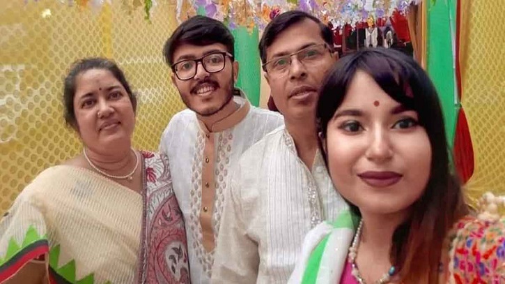 কাশিয়ানির দুর্ঘটনায় স্ত্রী-সন্তানসহ মারা গেছেন ডা. বাসুদেব কাশিয়ানির দুর্ঘটনায় স্ত্রী-সন্তানসহ মারা গেছেন ডা. বাসুদেব