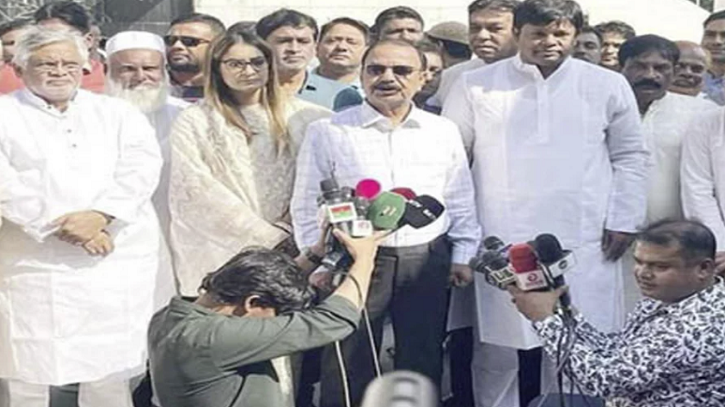 অনুমতির অপেক্ষা করব না, নয়াপল্টনে গণসমাবেশ করবো: গয়েশ্বর অনুমতির অপেক্ষা করব না, নয়াপল্টনে গণসমাবেশ করবো: গয়েশ্বর
