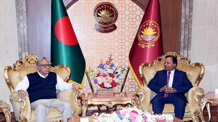 রাষ্ট্রপতির সঙ্গে ভুটানে নিযুক্ত বাংলাদেশের নয়া রাষ্ট্রদূতের সাক্ষাৎ রাষ্ট্রপতির সঙ্গে ভুটানে নিযুক্ত বাংলাদেশের নয়া রাষ্ট্রদূতের সাক্ষাৎ