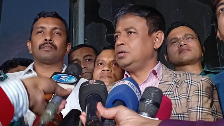 সাকিব ও হিরো আলমকে জিজ্ঞাসাবাদ করা হতে পারে : ডিবি প্রধান সাকিব ও হিরো আলমকে জিজ্ঞাসাবাদ করা হতে পারে : ডিবি প্রধান