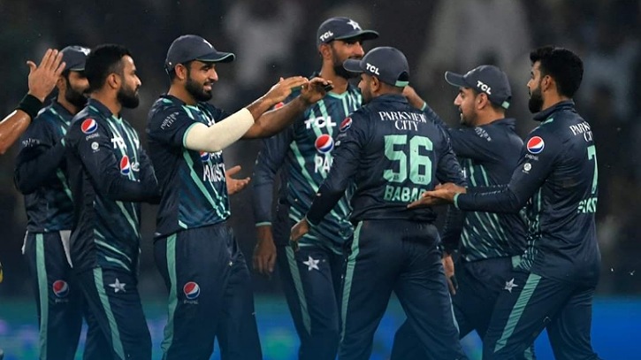 টস জিতে পাকিস্তানকে ব্যাটিংয়ে পাঠিয়েছে পাকিস্তান টস জিতে পাকিস্তানকে ব্যাটিংয়ে পাঠিয়েছে পাকিস্তান