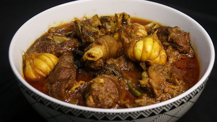 গোটা রসুনসহ মাংস ভুনার রেসিপি গোটা রসুনসহ মাংস ভুনার রেসিপি
