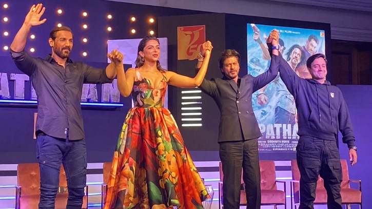 ছয় দিনে ৬০০ কোটি রুপি ছাড়িয়ে গেলো `পাঠান` ছয় দিনে ৬০০ কোটি রুপি ছাড়িয়ে গেলো `পাঠান`