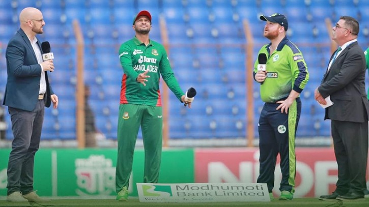 আয়ারল্যান্ডের বিপক্ষে টস হেরে ব্যাটিংয়ে বাংলাদেশ আয়ারল্যান্ডের বিপক্ষে টস হেরে ব্যাটিংয়ে বাংলাদেশ
