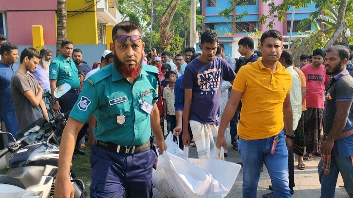 খুলনায় সন্ত্রাসীদের গুলিতে সাবেক আ. লীগ নেতা নিহত খুলনায় সন্ত্রাসীদের গুলিতে সাবেক আ. লীগ নেতা নিহত