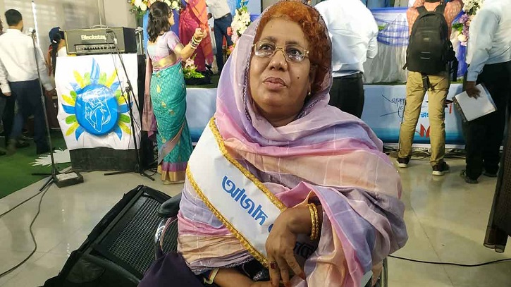 ‘রত্মগর্ভা মা’ খেতাব পেলেন ফেনীর খালেদা খানম ‘রত্মগর্ভা মা’ খেতাব পেলেন ফেনীর খালেদা খানম