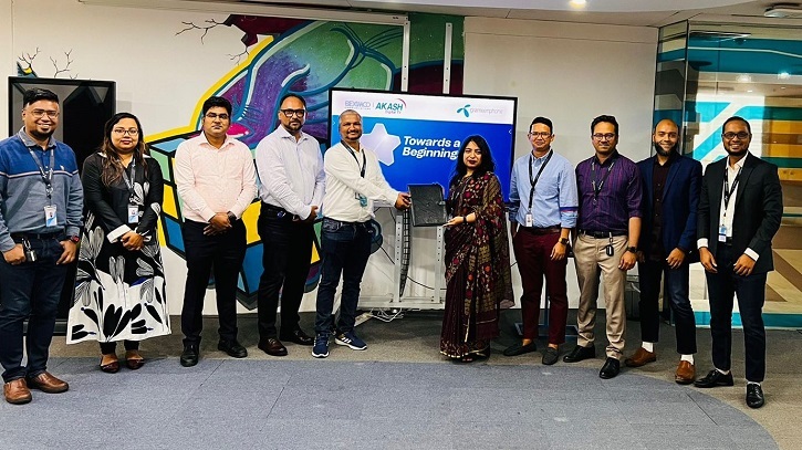 আকাশ ডিজিটাল টিভি ও গ্রামীনফোনের মধ্যে চুক্তি আকাশ ডিজিটাল টিভি ও গ্রামীনফোনের মধ্যে চুক্তি