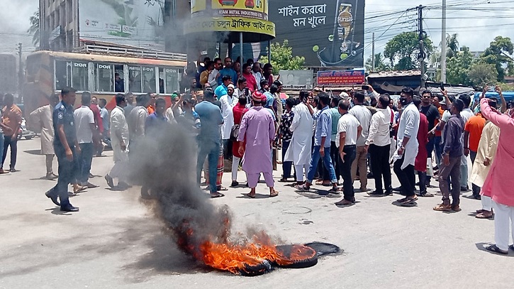 সাংবাদিক রুবেলের দাফন সম্পন্ন, খুনের বিচার দাবি