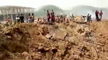 ঘানায় বিস্ফোরকবাহী ট্রলির সঙ্গে বাইকের ধাক্কায় নিহত ১৭
