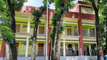 খোলার একদিন আগেই স্কুলে চুরি খোলার একদিন আগেই স্কুলে চুরি