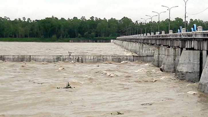 গেট খুলে দিয়েছে ভারত, তিস্তা অববাহিকায় হঠাৎ বন্যা গেট খুলে দিয়েছে ভারত, তিস্তা অববাহিকায় হঠাৎ বন্যা