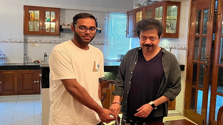 সড়ক দুর্ঘটনায় সংকটাপন্ন অবস্থায় ছেলে,কানাডা যাচ্ছেন বিশ্বজিৎ সড়ক দুর্ঘটনায় সংকটাপন্ন অবস্থায় ছেলে,কানাডা যাচ্ছেন বিশ্বজিৎ