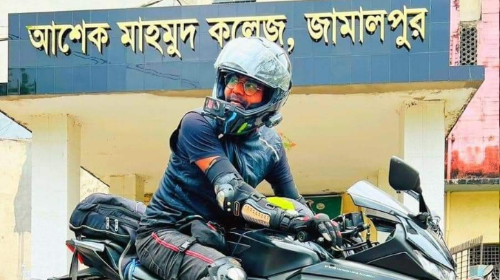 সড়ক দুর্ঘটনায় প্রাণ হারালেন ছোটপর্দার চিত্রগ্রাহক জাহিদ হোসাইন সড়ক দুর্ঘটনায় প্রাণ হারালেন ছোটপর্দার চিত্রগ্রাহক জাহিদ হোসাইন