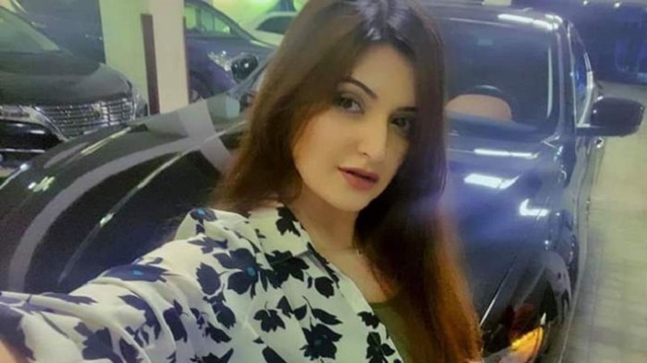 পরীমনির গাড়িসহ জব্দকৃত আলামত ফেরত দিতে প্রতিবেদন পরীমনির গাড়িসহ জব্দকৃত আলামত ফেরত দিতে প্রতিবেদন