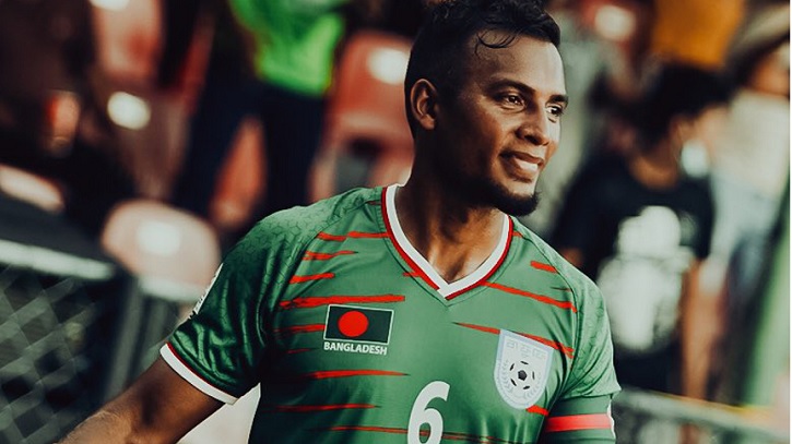 ‘বিতর্কিত পেনাল্টি’তে ড্র করে ফাইনালে নেপাল, স্বপ্নভঙ্গ বাংলাদেশের ‘বিতর্কিত পেনাল্টি’তে ড্র করে ফাইনালে নেপাল, স্বপ্নভঙ্গ বাংলাদেশের
