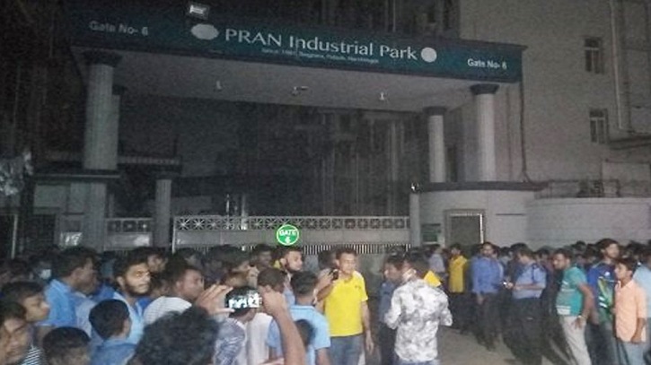 ২ ঘণ্টা প্রচেষ্টায় প্রাণের কারখানার আগুন নিয়ন্ত্রণে ২ ঘণ্টা প্রচেষ্টায় প্রাণের কারখানার আগুন নিয়ন্ত্রণে
