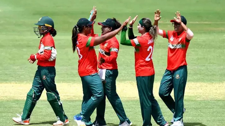 ২৭০ রানের ব্যবধানে মার্কিন বধ বাংলার নারীদের, শারমিনের সেঞ্চুরি ২৭০ রানের ব্যবধানে মার্কিন বধ বাংলার নারীদের, শারমিনের সেঞ্চুরি