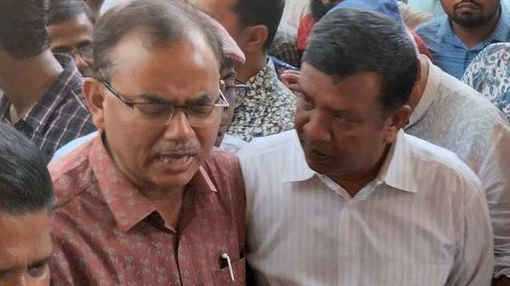 রাবি উপাচার্য-উপ-উপাচার্য ও প্রক্টরকে অবাঞ্ছিত ঘোষণা রাবি উপাচার্য-উপ-উপাচার্য ও প্রক্টরকে অবাঞ্ছিত ঘোষণা