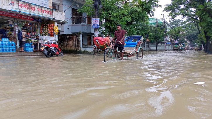 সিলেটে ফের বন্যার হানা, প্লাবিত শহর 