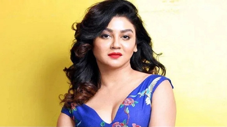 বলিউডে অভিষেক করছেন জয়া আহসান বলিউডে অভিষেক করছেন জয়া আহসান