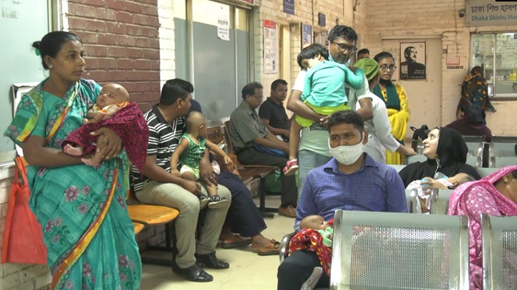 দেশজুড়ে ঠান্ডাজনিত রোগে ৮৯ জনের মৃত্যু, আক্রান্ত ৪ লাখের বেশি দেশজুড়ে ঠান্ডাজনিত রোগে ৮৯ জনের মৃত্যু, আক্রান্ত ৪ লাখের বেশি