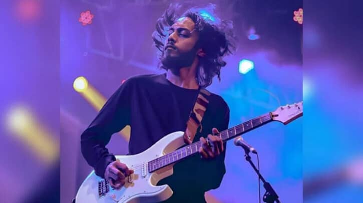নরসিংদীতে দুর্ঘটনায় অড সিগনেচার ব্যান্ড শিল্পী পিয়ালসহ নিহত ২ নরসিংদীতে দুর্ঘটনায় অড সিগনেচার ব্যান্ড শিল্পী পিয়ালসহ নিহত ২