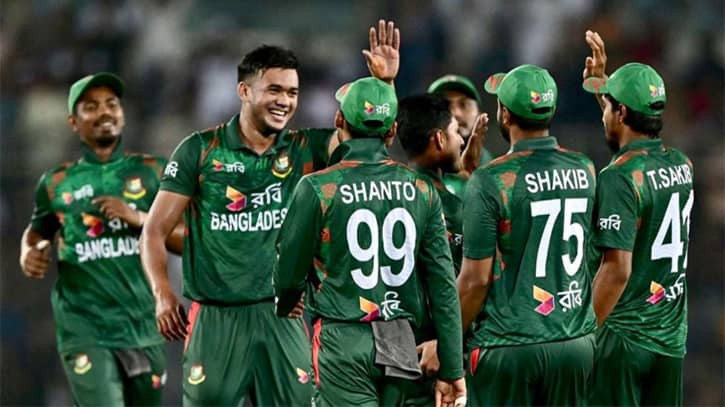 মঙ্গলবার দুপুরে হবে বিশ্বকাপ দল ঘোষণা মঙ্গলবার দুপুরে হবে বিশ্বকাপ দল ঘোষণা