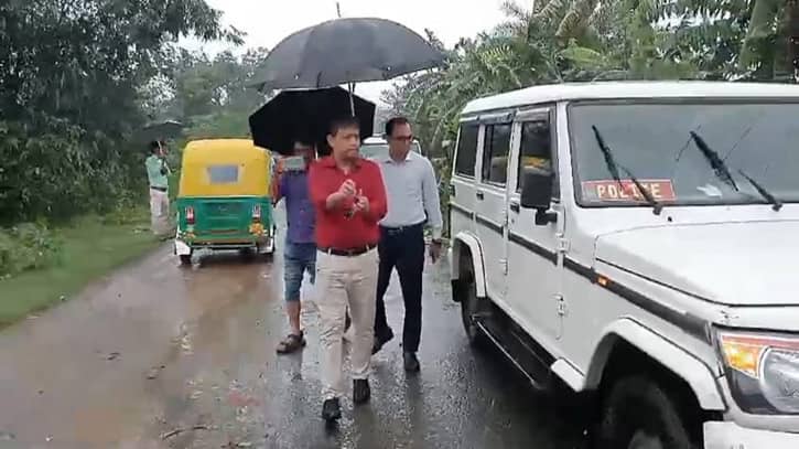 এমপি আনার হত্যা: সঞ্জীবা গার্ডেন পরিদর্শনে ডিবির টিম এমপি আনার হত্যা: সঞ্জীবা গার্ডেন পরিদর্শনে ডিবির টিম