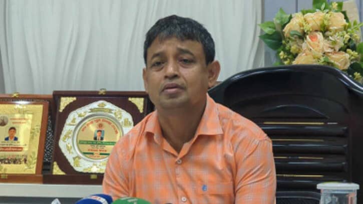 ঝিনাইদহ আ. লীগের আরও নেতা নজরদারিতে: ডিবিপ্রধান ঝিনাইদহ আ. লীগের আরও নেতা নজরদারিতে: ডিবিপ্রধান