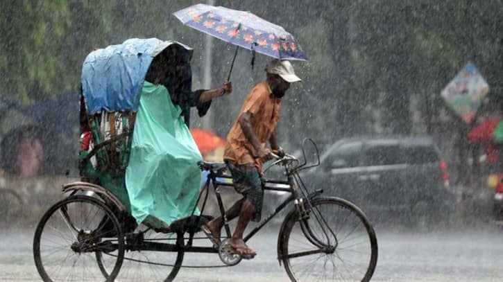 সকাল থেকে রাজধানীতে ঝুম বৃষ্টি সকাল থেকে রাজধানীতে ঝুম বৃষ্টি
