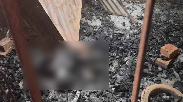 সুনামগঞ্জে আগুনে নিহত ৬: দুর্ঘটনা না অন্য কিছু, ঘটনাস্থলে যাচ্ছে ক্রাইম সিন ইউনিট সুনামগঞ্জে আগুনে নিহত ৬: দুর্ঘটনা না অন্য কিছু, ঘটনাস্থলে যাচ্ছে ক্রাইম সিন ইউনিট