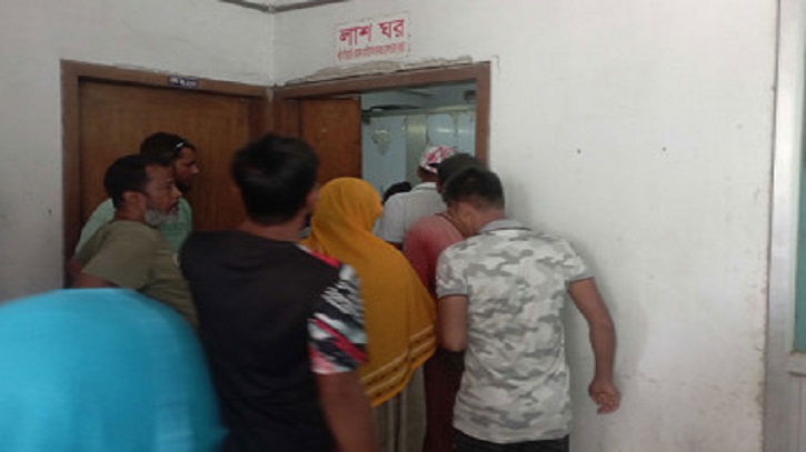 বগুড়ায় সড়ক দুর্ঘটনায় নিহতের সংখ্যা বেড়ে ৪, হাসপাতালে ভর্তি ৮