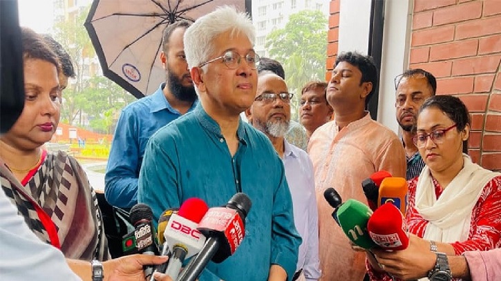 বাংলাদেশ দ্বিতীয়বার স্বাধীন হয়েছে, এটা স্বীকার করতে হবে: উপদেষ্টা বাংলাদেশ দ্বিতীয়বার স্বাধীন হয়েছে, এটা স্বীকার করতে হবে: উপদেষ্টা