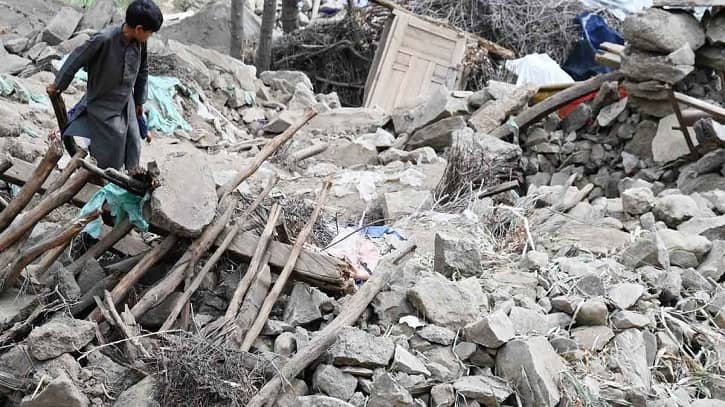 আফগানিস্তানে হিন্দুকুশ অঞ্চলে ৬.৩ মাত্রার ভূমিকম্পে নিহত ৭