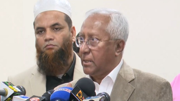 ২০০ পর্যবেক্ষক পাঠাবে ইইউ, প্রার্থীর অস্ত্র নিয়ে কথা হয়নি: ইসি