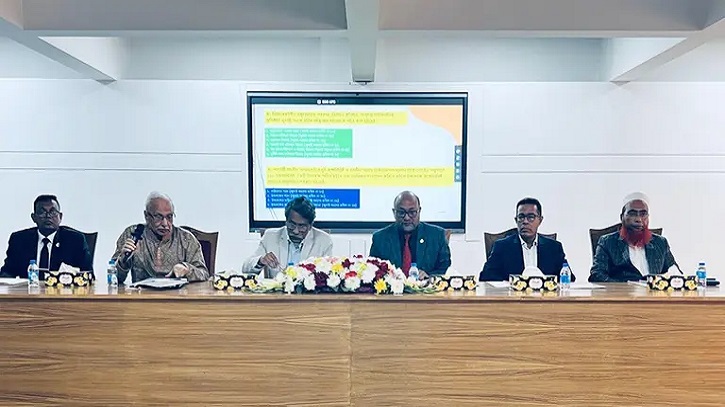 সরকারের ফ্যাসিস্ট হয়ে ওঠার পথ বন্ধ করতেই এ গণভোট