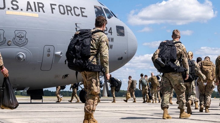 কাতার ও বাহরাইন থেকে সেনা সরিয়ে নিচ্ছে যুক্তরাষ্ট্র