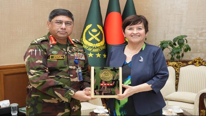সেনাপ্রধানের সাথে চেক প্রজাতন্ত্রের রাষ্ট্রদূতের সৌজন্য সাক্ষাৎ