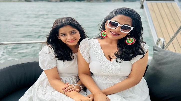 মেয়ে চায় আমার জীবনে কেউ আসুক: বাঁধন মেয়ে চায় আমার জীবনে কেউ আসুক: বাঁধন