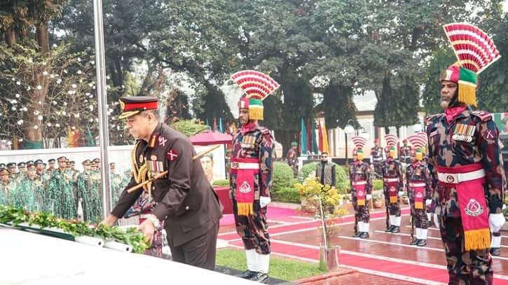 বিজয় দিবসে মহান মুক্তিযুদ্ধের বীর শহীদদের প্রতি বিজিবি মহাপরিচালক
