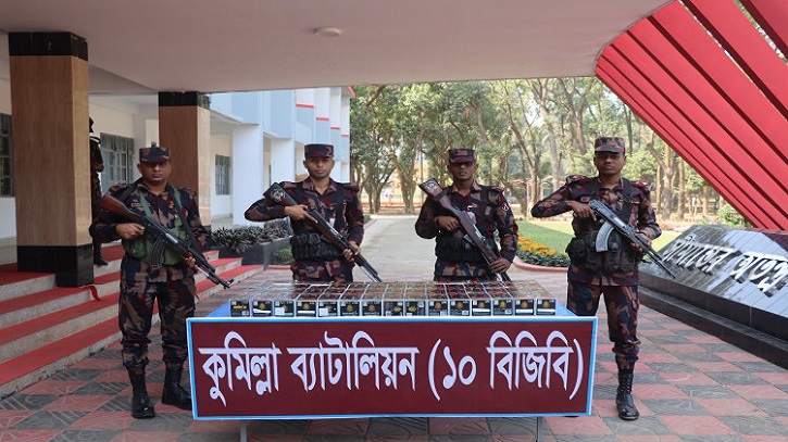 কুমিল্লায় ৩৯ লাখ টাকার ভারতীয় ডিসপ্লে জব্দ