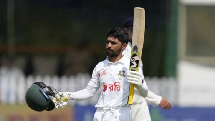 মুমিনুলের সেঞ্চুরির পরও ২৩৩ রানে অলআউট বাংলাদেশ মুমিনুলের সেঞ্চুরির পরও ২৩৩ রানে অলআউট বাংলাদেশ