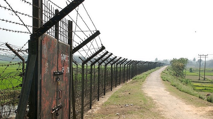বাংলাদেশ-ভারত সীমান্তের ১ হাজার ৬৪৭ কিলোমিটার অংশে বেড়া বাংলাদেশ-ভারত সীমান্তের ১ হাজার ৬৪৭ কিলোমিটার অংশে বেড়া