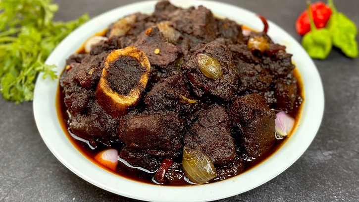 ঈদে ঘরোয়া স্বাদে মজাদার গরুর কালাভুনা