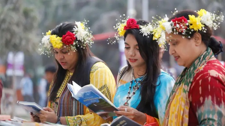 আপত্তি, বর্জন, খোলা চিঠি, তারিখ পরিবর্তন- এ বছর একুশে বইমেলা ঘিরে কী চলছে?