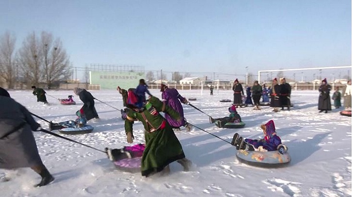 ইনার মঙ্গোলিয়া ও হেইলংচিয়াংয়ে শীতের উৎসবে মেতেছে শিক্ষার্থীরা